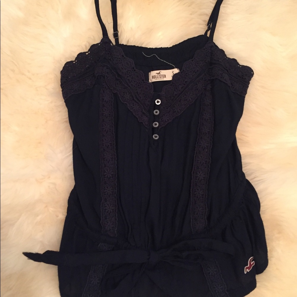 hollister tank